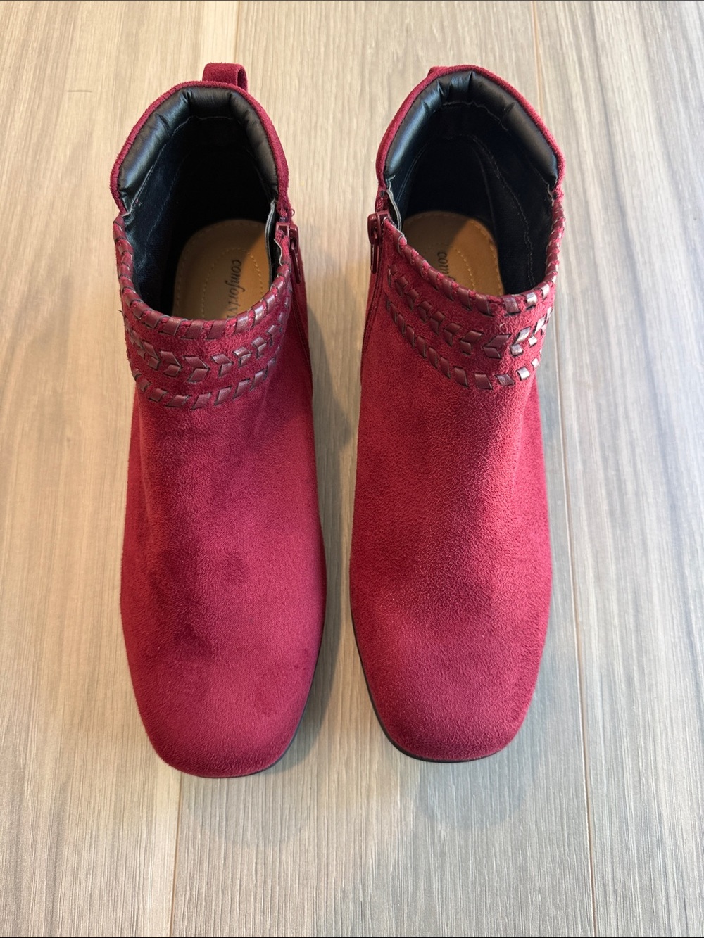 Comfortview Women's The Farren Burgundy Bootie Size 11W